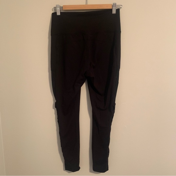 Black Leggings with Lattice Detail | Reitman’s Hyba | Size M - Picture 2 of 6